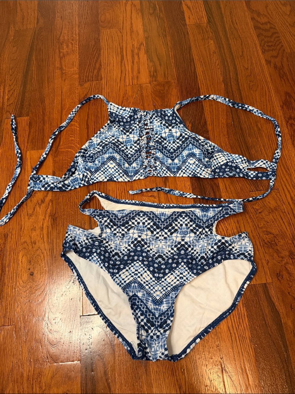 Blue Patterned Two-Piece Swim Set bottom M top S